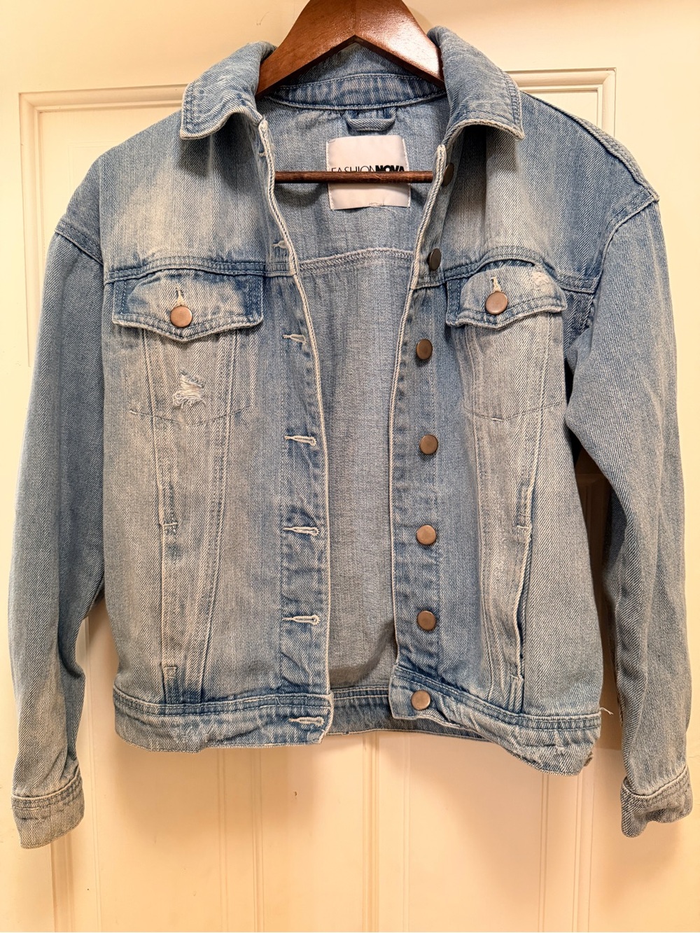 Fashion Nova Light Wash Distressed Denim Jacket Trucker Size S 100% Cotton
